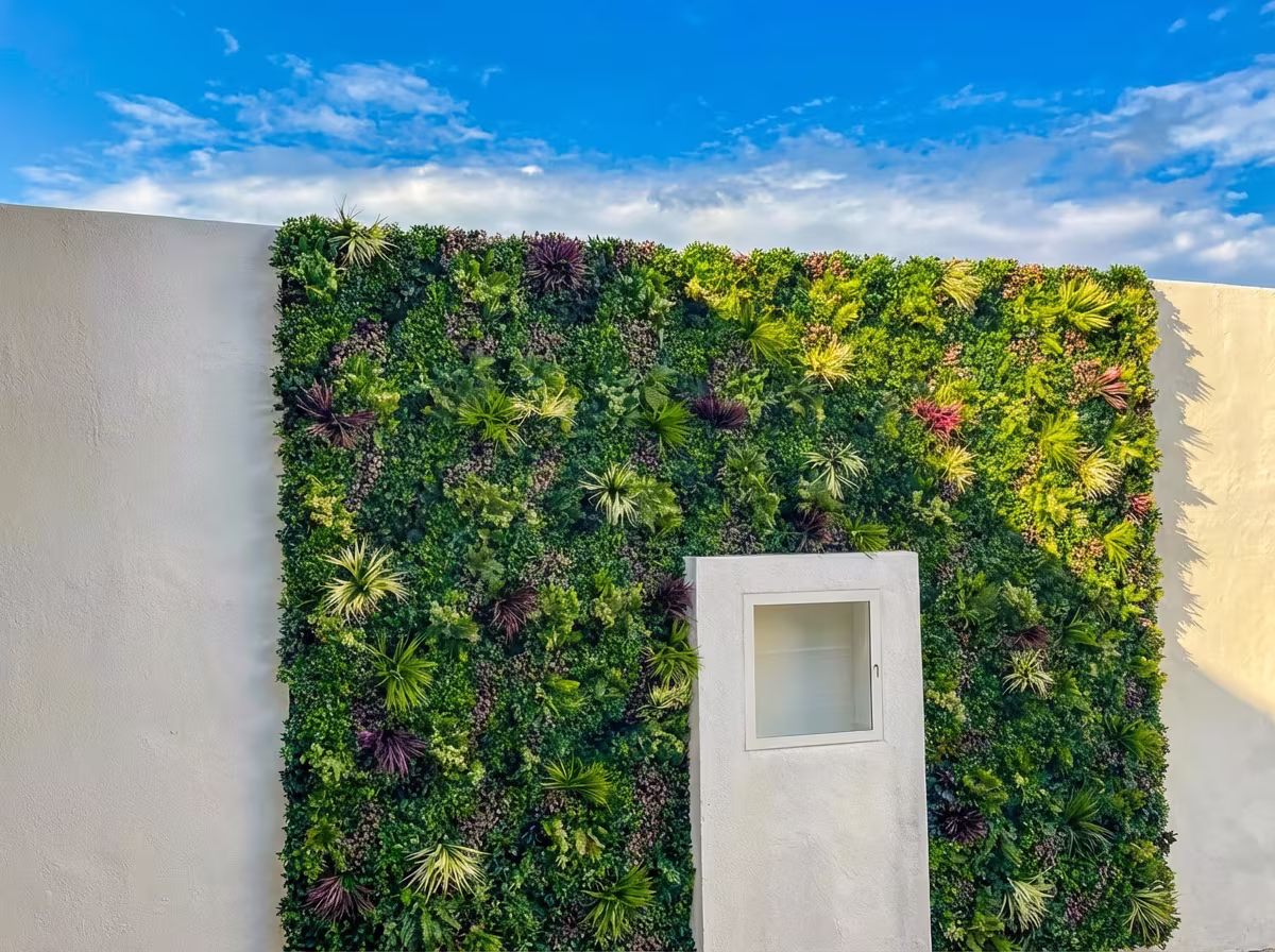 LA Multi-Family: Vallum Living Wall